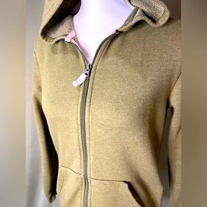 Super comfy, army green, jacket.